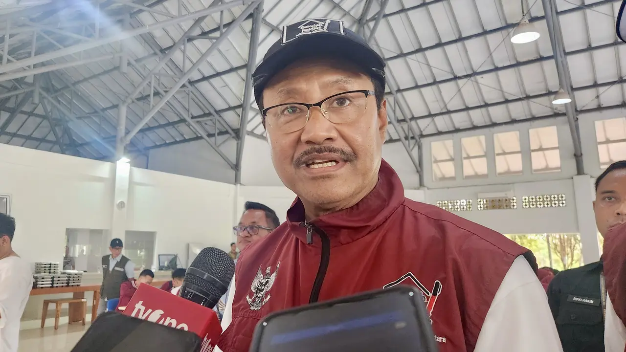 Menteri Sosial, Saifullah Yusuf usai mengikuti kegiatan di SRT 9 Banjar Baru, Kalimantan Selatan.