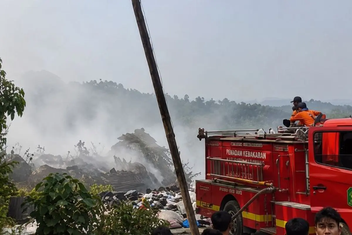 Kebakaran Eks TPA Panembong Subang Sudah Sepekan, Ini Penyebabnya