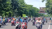 Demo buruh dalam rangka May Day di Surabaya. (Istimewa)