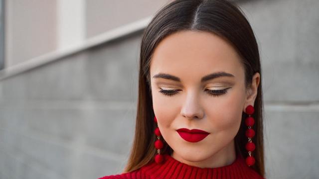 Ilustrasi makeup