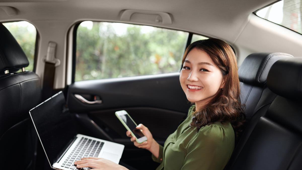 Pulang Kantor Naik Bluebird dan Silverbird Pakai Kartu Kredit BRI Makin Hemat, Intip Promonya!