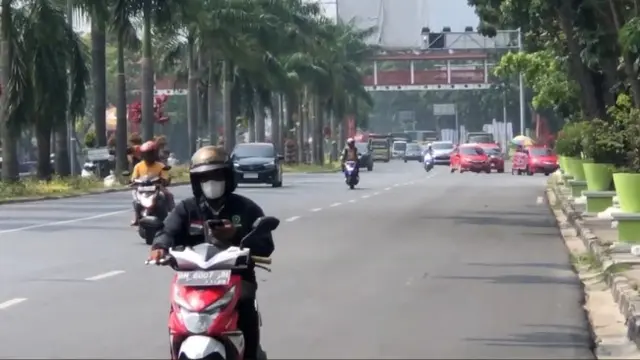 Jarak pandang dan kualitas udara di Pekanbaru makin membaik karena kabut asap mulai menghilang.