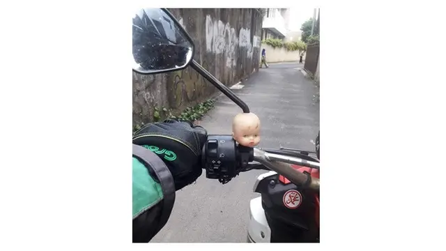 Potret Mainan Anak di Motor Ini Bikin Gagal Fokus