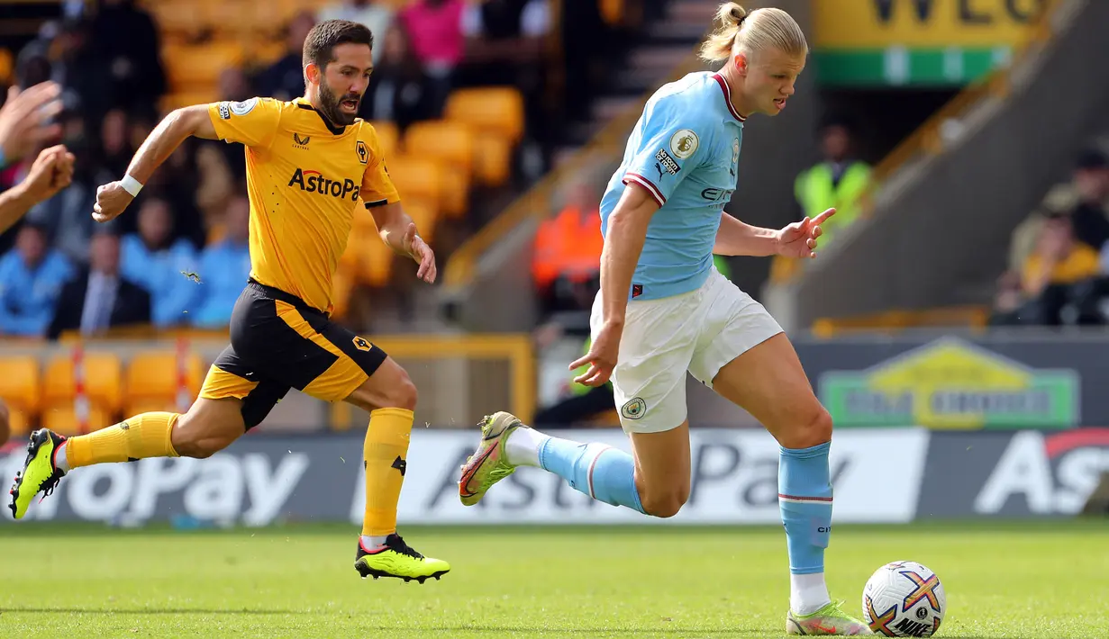 Satu golnya ke gawang Wolves membuat jumlah golnya untuk musim ini menjadi 11 gol. Ia merupakan pemain yang paling banyak mencetak gol setelah hanya tujuh pertandingan. Ia berhasil melampaui torehan tiga pemain yang pernah mencatatkan hal serupa. (AFP/Geoff Caddick)