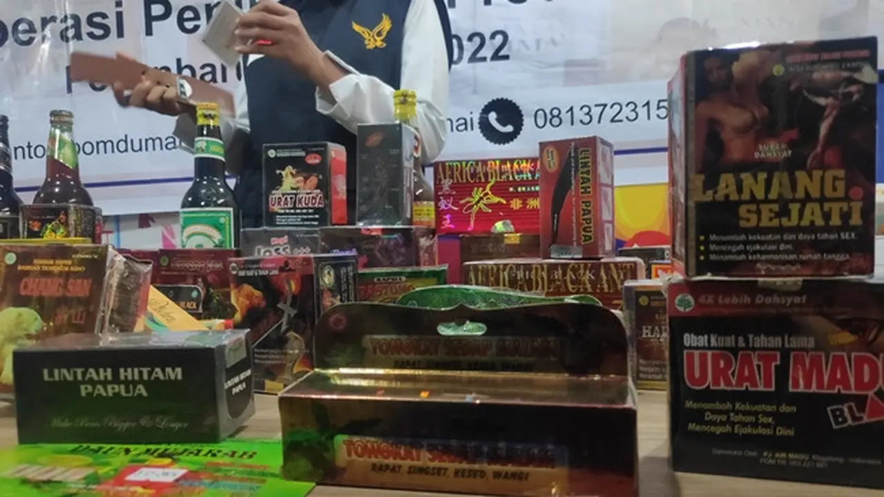 Obat tradisional tanpa izin edar berupa obat kuat sitaan BBPOM di Pekanbaru.