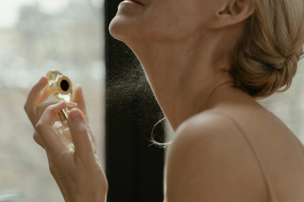 3 Jenis Aroma Parfum yang Memberikan Kesan Elegan dan Mewah (photo by pexels.com)