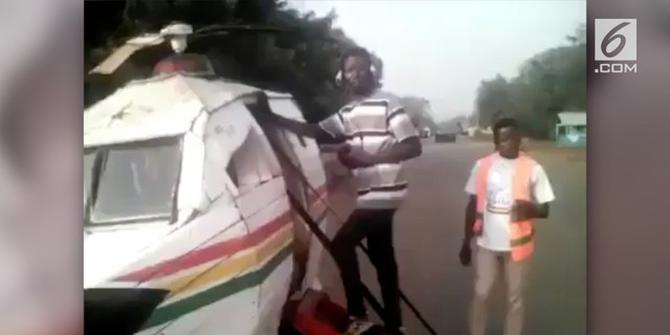 VIDEO: Unik, Bajaj Disulap Menjadi Helikopter