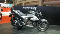 Tampang Suzuki Gixxer 250 Tahun 2026, Lawan Tangguh Yamaha MT-25?