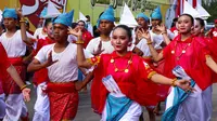 Ilustrasi tarian, menari. (Photo by Julian Libastirani on Unsplash)