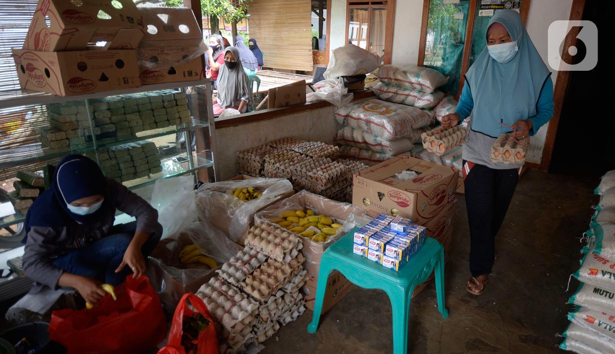 FOTO: 95 Orang Dapat Bantuan Non Tunai Kemensos di Tangsel ...