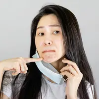 ilustrasi kandungan spot treatment yang ampuh mengatasi jerawat/ANN PATCHANAN/shutterstock