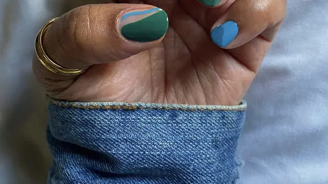 Inspirasi Nail Art Kuku Pendek, credit: @nailsbycanishiea