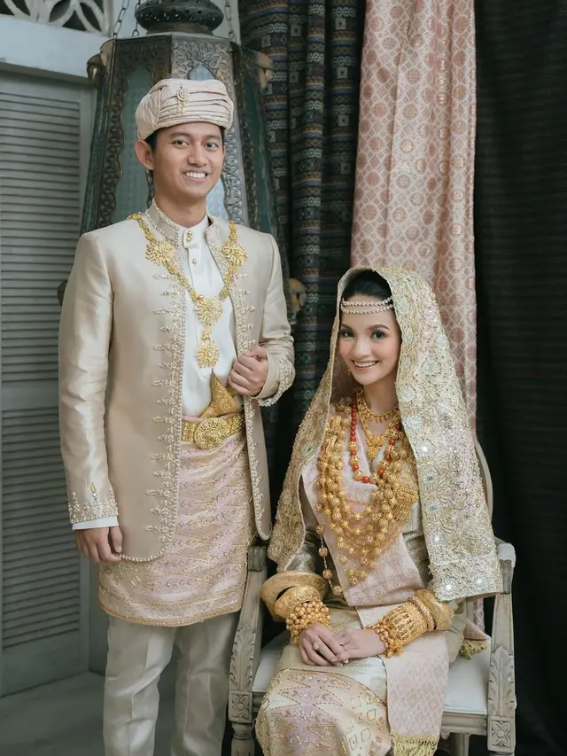 6 Prewedding Terbaru Sabrina Anggraini dan Belva Devara, Pakai Adat Minang