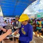 Ribuan pekerja konstruksi yang bekerja di Ibu Kota Nusantara (IKN) bisa menikmati makan siang dan makan malam gratis daging kurban di sejumlah titik yang ada di kawasan Hunian Pekerja Kontruksi (HPK), Selasa (18/6/2024). (Istimewa)
