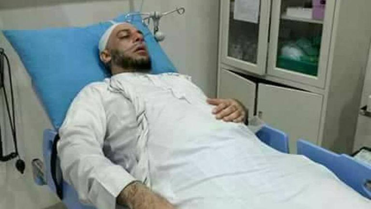 Terkena Gas Air Mata, Syekh Ali Jaber Dilarikan ke Rumah Sakit