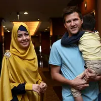 Stuart Colin dan Risty Tagor segera menikah. (Galih W. Satria/Bintang.com)