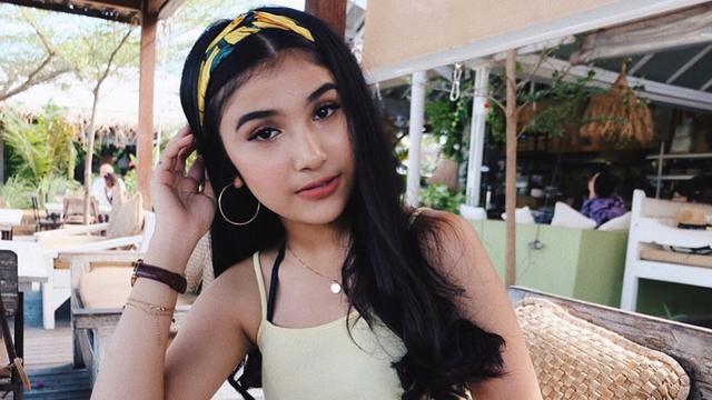 Gaya Liburan Maureen Daryanani, Simpel dan Menawan