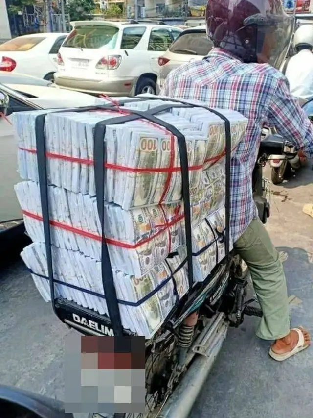 6 Potret Nyeleneh Parodi Orang Punya Banyak Uang Ini Bikin Melongo