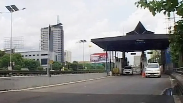 [VIDEO] Senin, Buka Tutup Pintu Tol Dalam Kota Diuji Coba