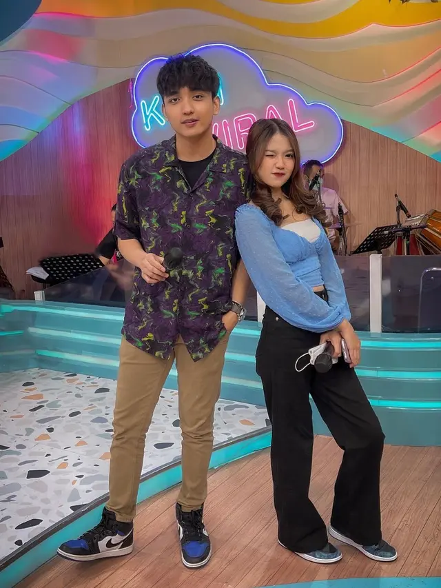 Sering Duet, Ini 7 Potret Kebersamaan Reza Darmawangsa dan Mirriam Eka