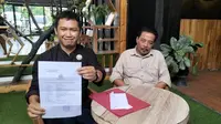 Mantan calon Ketua DPC Partai Demokrat Kota Metro, Sudarsono, melaporkan panitia Musyawarah Cabang Partai Demokrat.