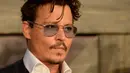 Banyak yang menyangka bahwa Johnny Depp masih berusia 40an. Namun, siapa sangka usianya kini adalah 54 tahun? (Bustle)