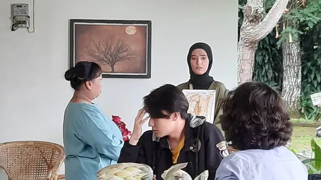 Terjun di Dunia Akting, Ini 6 Potret Nadya Mustika di Webseries 'Cerita Hati Nadya'