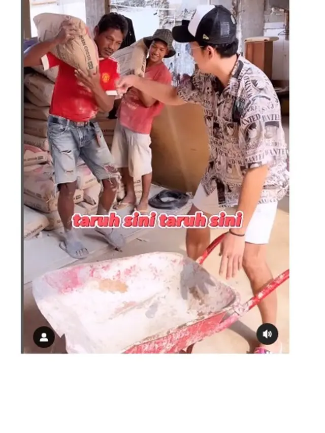 6 Potret Pembangunan Rumah Baru Denny Sumargo, Realistis Pilih KPR