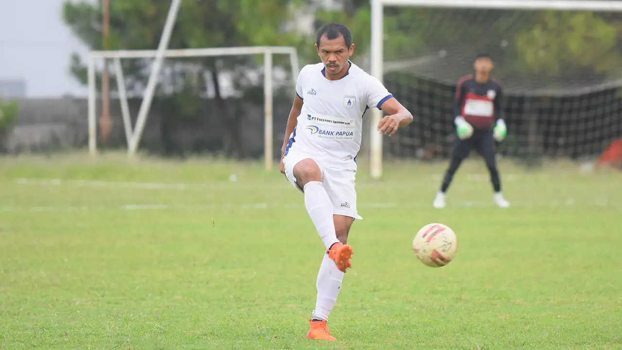 Ricardo Salampessy