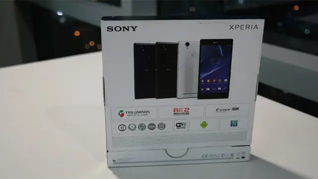 Unboxing Xperia T2 Ultra Dual, Yuk Lihat Dalamnya!