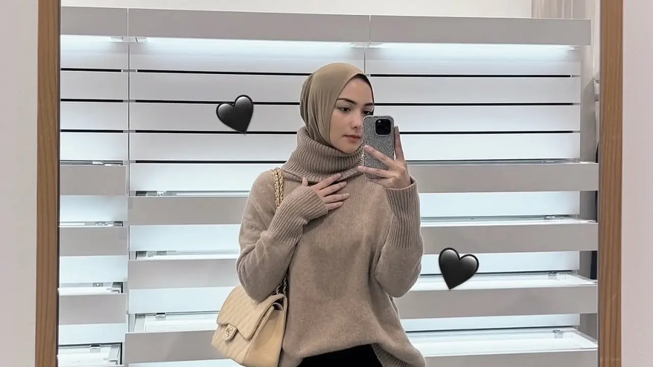 6 Inspirasi Clean Hijab Outfit ala Citra Kirana, Elegan untuk Pesta hingga Hangout