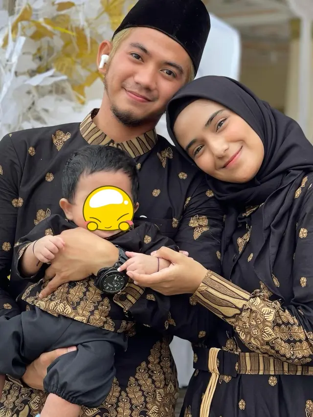 6 Potret Manis Rizki DA dan Nadya Mustika Kondangan Bareng, Banjir Pujian