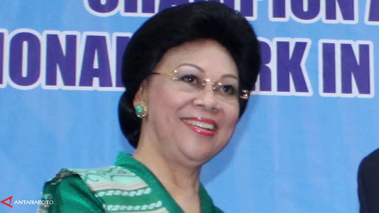 menkes-nafsiah130429c.jpg