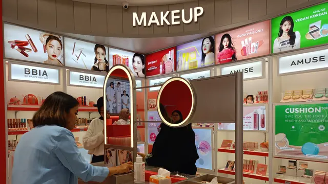 Agar Tidak Abu-Abu, Ini Pentingnya Mengenal Warna Kulit Sebelum Beli Makeup