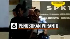 Petugas Kepolisian Resor Kota Sidoarjo, Jawa Timur, memeriksa FS istri anggota TNI AU kasus dugaan tindak pidana informasi transaksi elektronik (ITE), peristiwa penusukan Menkopolhukam Wiranto.