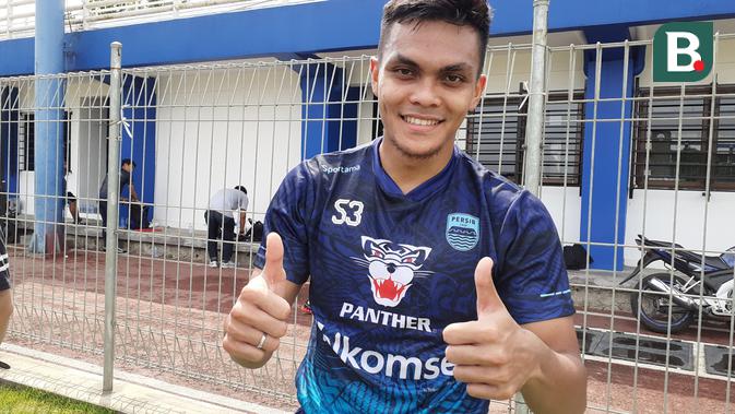 liga 1: rachmat irianto memilih nomor punggung 53 di persib, apa alasannya?