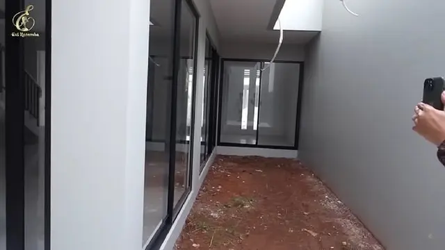 8 Potret Rumah Baru Evi Masamba, Ingin Dibangun Bak Hotel Mewah