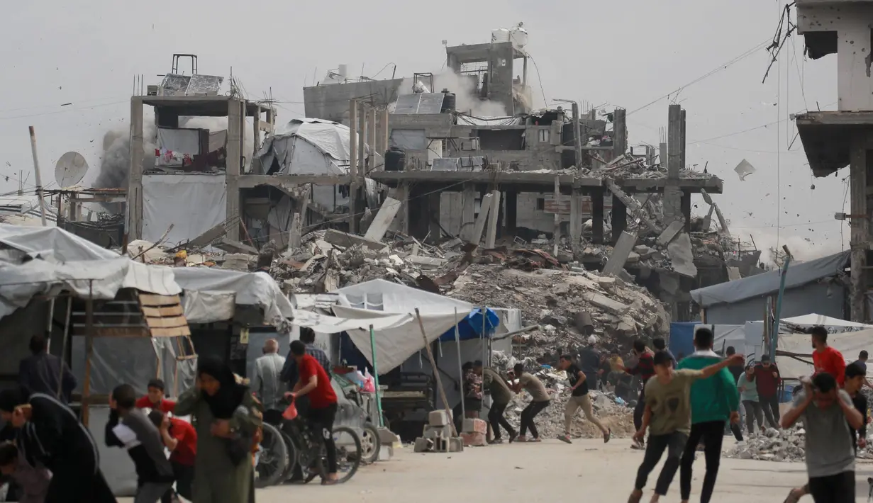Militer Israel terus meningkatkan intensitas serangannya di seluruh wilayah Gaza sejak Rabu 14 Mei 2025. (Bashar TALEB/AFP)