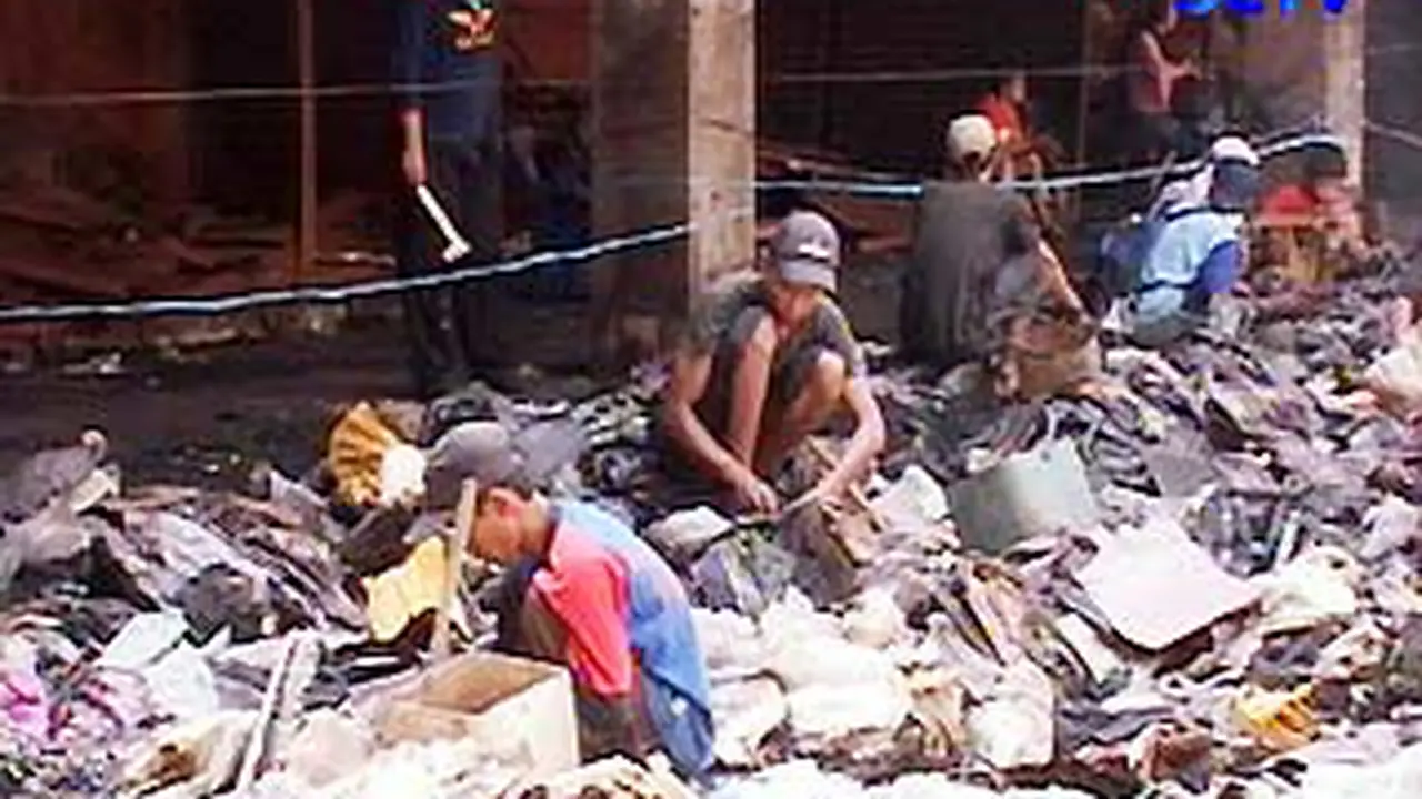 100314cpemulung-senen.jpg