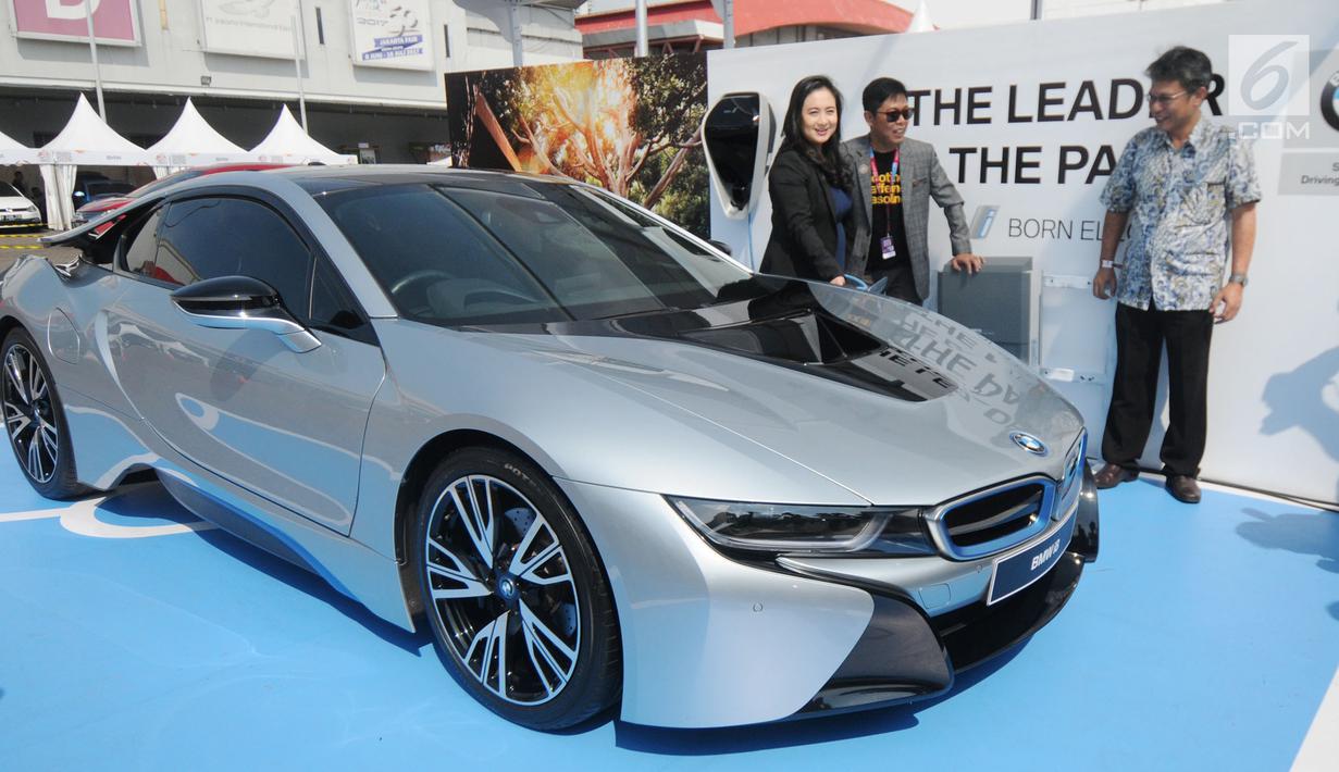 Foto Bmw Pamerkan Mobil Listrik Di Iims 2018 Otomotif Liputan6 Com