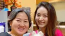 Pemain sinetron Anak Band ini kerap nongkrong bareng dan membawa binatang kesayangannya. Ini momen Natasha Wilona bareng ibu dan anjing kesayangannya jalan-jalan bareng.(Liputan6.com/IG/@natashawilona12)