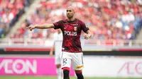 Pemain Urawa Red Diamonds, Thiago Santana. (Bola.com/J1 League)