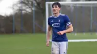 Elkan Baggott menjadi kapten Ipswich Town U-23 saat membantai Swansea City dengan skor 4-1 pada laga pekan ke-18 Professional Development League Two (PDL 2) 2021/2022. (dok. Ipswich Town)