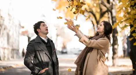 Mengenali 7 Tanda Pria Yellow Flag dalam Hubungan, Kenali Sebelum  Terlambat! - Relationship Fimela.com