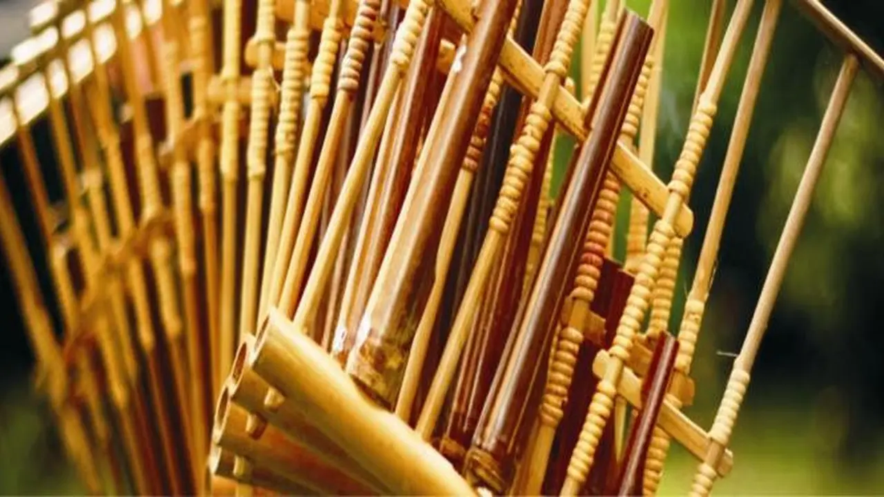 Pengamen Angklung di Yogyakarta Akan Mulai Ditertibkan