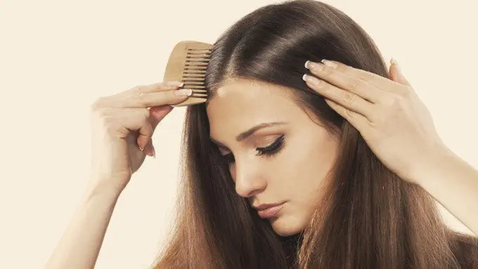 Tips menyisir rambut yang masih basah./Copyright thinkstockphotos.com