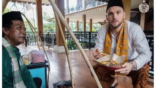 Pesepabola Persija Asal Kroasia Marko Simic Ternyata Doyan Kerak Telor