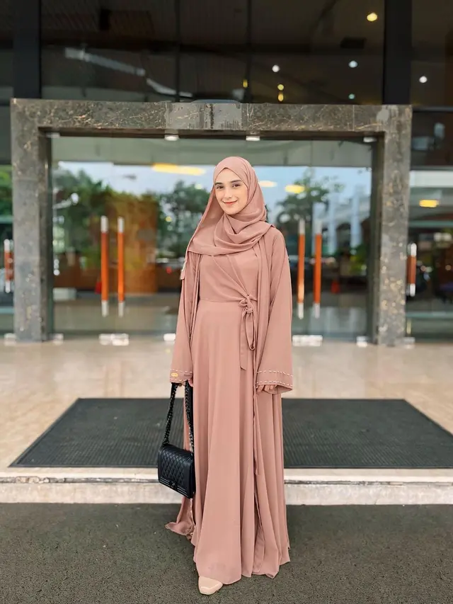 Nadya Mustika Hamil Anak Kedua