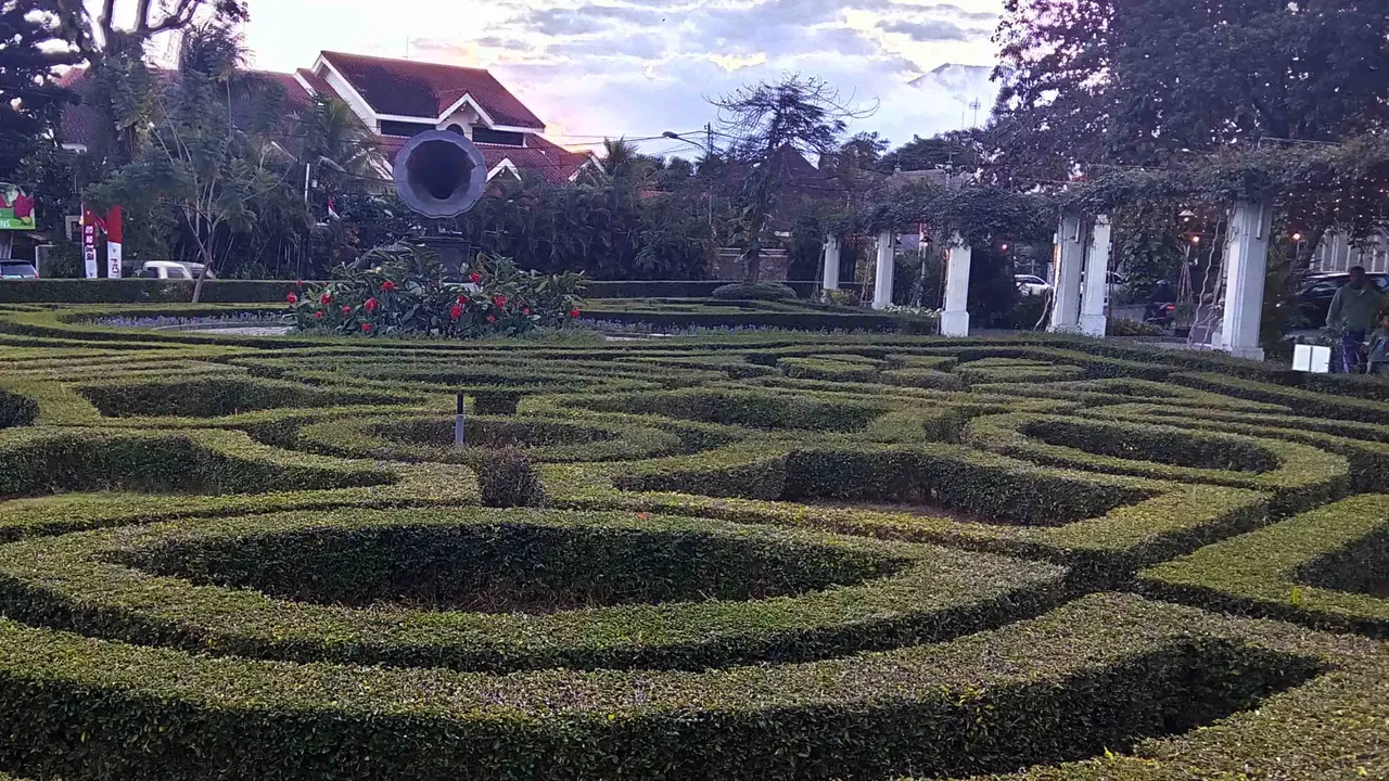 Tiga Taman Peninggalan Kolonial Belanda di Kota Malang