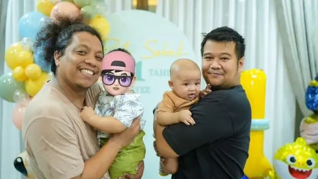 Ultah pertama anak Indah Permatasari dan Arie Kriting